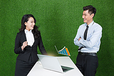 多彩直播TV电视：多彩直播TV电视创新领航：市场热销，用户好评如潮，引领智能电视新潮流-1