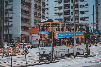 嘛逗传禖在线观看：穿越神话，都市奇遇：揭秘嘛逗世界