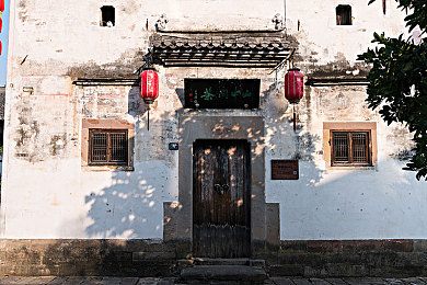 混交群体交乱嗯啊sP：网络清道夫：揭秘网络乱象，共建文明社交空间