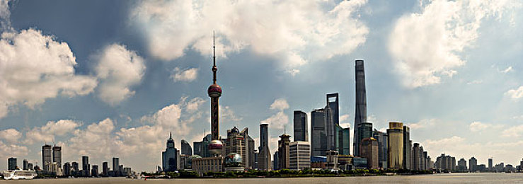 久精彩视频：创意无限，潮流领航：揭秘新兴短视频平台久精彩魅力所在