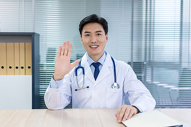 抠逼：解锁游戏省钱秘籍：玩转“省心达人”，轻松乐享财富增长之旅