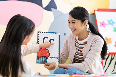 国产成人a∨：数字化探秘：解锁情感体验，国产成人游戏崛起之路