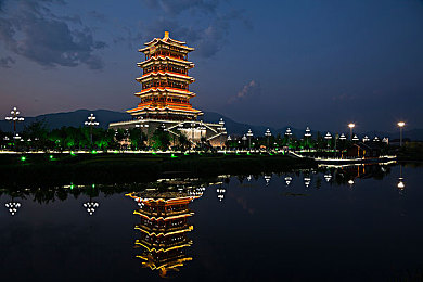最新国产av：《梦幻江湖》新版本深度解析：新角色亮相，地图探险升级，攻略攻略详解析