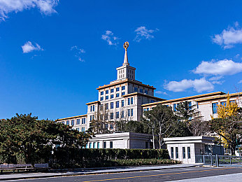 91制片在线免费入口：畅游影视海洋，尽享“91制片”免费盛宴