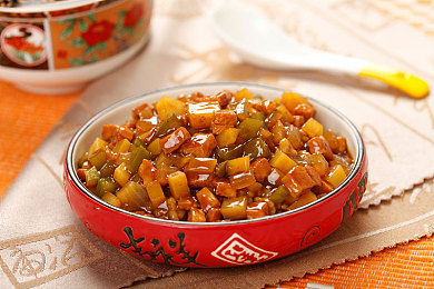 黑料不打烊so：揭秘游戏背后故事：探索“黑料不打烊”，发现隐藏的惊喜与魅力