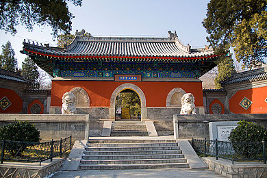 黄色视频果冻传媒：都市冒险解谜，探秘神秘游戏世界，尽在《果冻传媒之旅》-2
