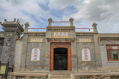 夫前犯若妻三上悠亚：娱乐圈风云再起，隐私保护与舆论监督的平衡挑战