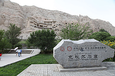 99热6这里只有精品：“都市精品汇聚，99热6引领潮流消费新风向”-2