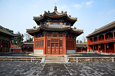 天堂8最新版：天堂8新篇章：视觉盛宴，挑战无限，社交互动新体验-2