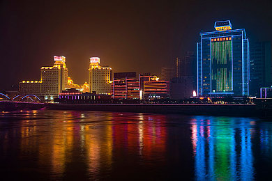色多：色彩盛宴：解码时代审美盛宴的多元魅力-3