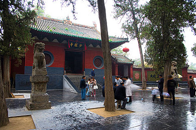 体育生脱裤子互摸jiji：校园道德风波：体育活动不当行为引社会共议-3