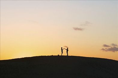 亚洲1069男体洗澡Gay：健康权益碰撞，同浴争议引深思-1