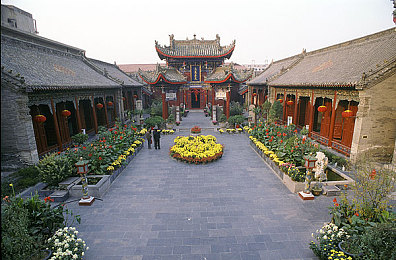 绿巨人福引导：科技赋能绿色出行，＂绿巨人福引导＂引领城市环保新风尚