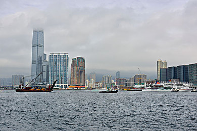 海角社区id：1220.7126,10.22,8.0.0破解版：破解版游戏新潮流：海角社区神秘魅力揭秘，畅游无界乐趣无限-2