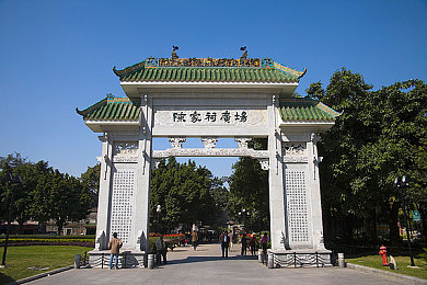 两人打扑克剧烈运动视频软件：创新融合：体验扑克运动新乐趣，共享欢乐时光视频软件评测-3