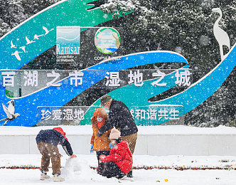警熊初更第三部交警马国力：交警马国力：风雨无阻，守护平安路，谱写交警英雄赞歌-2