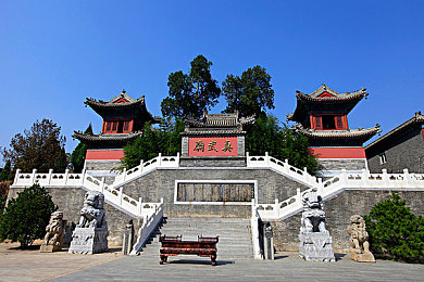 懂色AV：揭秘网络色情新形态：懂色AV挑战伦理边界，探讨监管策略与未成年人保护