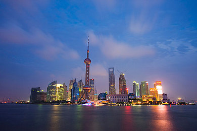 绿巨人成人官网：绿色浪潮涌，成人行业焕新颜-2