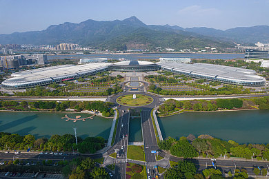 好色先生Tv版：视觉奇遇，笑对人生：跟随小野寺小咲的趣味冒险之旅-2