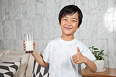 男男bl同性肉游戏：突破传统题材，引发社会关注：探索同性恋题材互动游戏新风尚-3