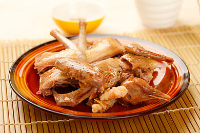 乱仑视频：揭秘网络乱象，守护家庭伦理：揭秘乱伦视频背后的秘密-2