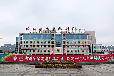 榴莲网站在线观看：探索奇幻榴莲世界：角色扮演游戏《榴莲世界》带你踏上神秘冒险之旅-4