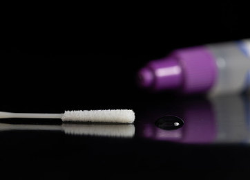 男生把困困塞女生困困里：网络恶搞引热议：未成年人恶搞视频事件背后的社会反思-3