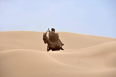 数学课代表被我吵起来：课堂风云：智慧争锋，成长之旅-2