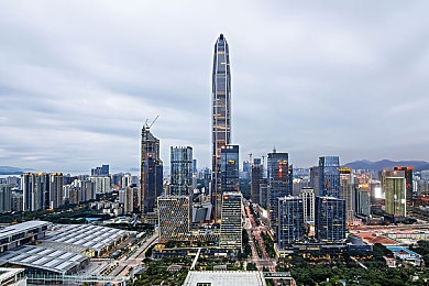 美国空姐满天星叫什么名字：探寻美国空姐“满天星”：蓝天传奇，微笑天使的云端之旅-1
