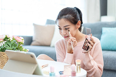 夜月直播app下载免费看：夜月直播崛起引发用户热议与行业变革-4