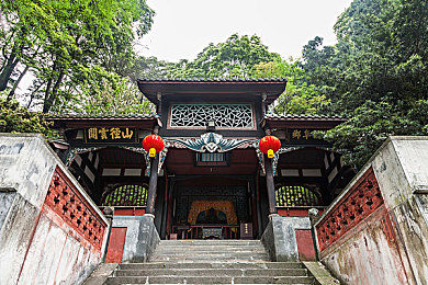 色哟哟 入口国产精品：色彩消消乐，国产魅力一触即发-2