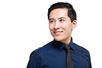 三上悠亜作品：文学瑰宝绽放：三上悠亚创作中的情感深度与艺术光辉映照当代文学世界