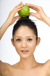 一边亲一面膜下奶有限：肌肤之恋，双重呵护，美丽瞬间-3