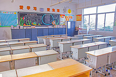 7p6cc最新版本更新内容：“7p6cc全新挑战，生存挑战激战升级，界面优化体验升级，活动丰富乐享不停”-5